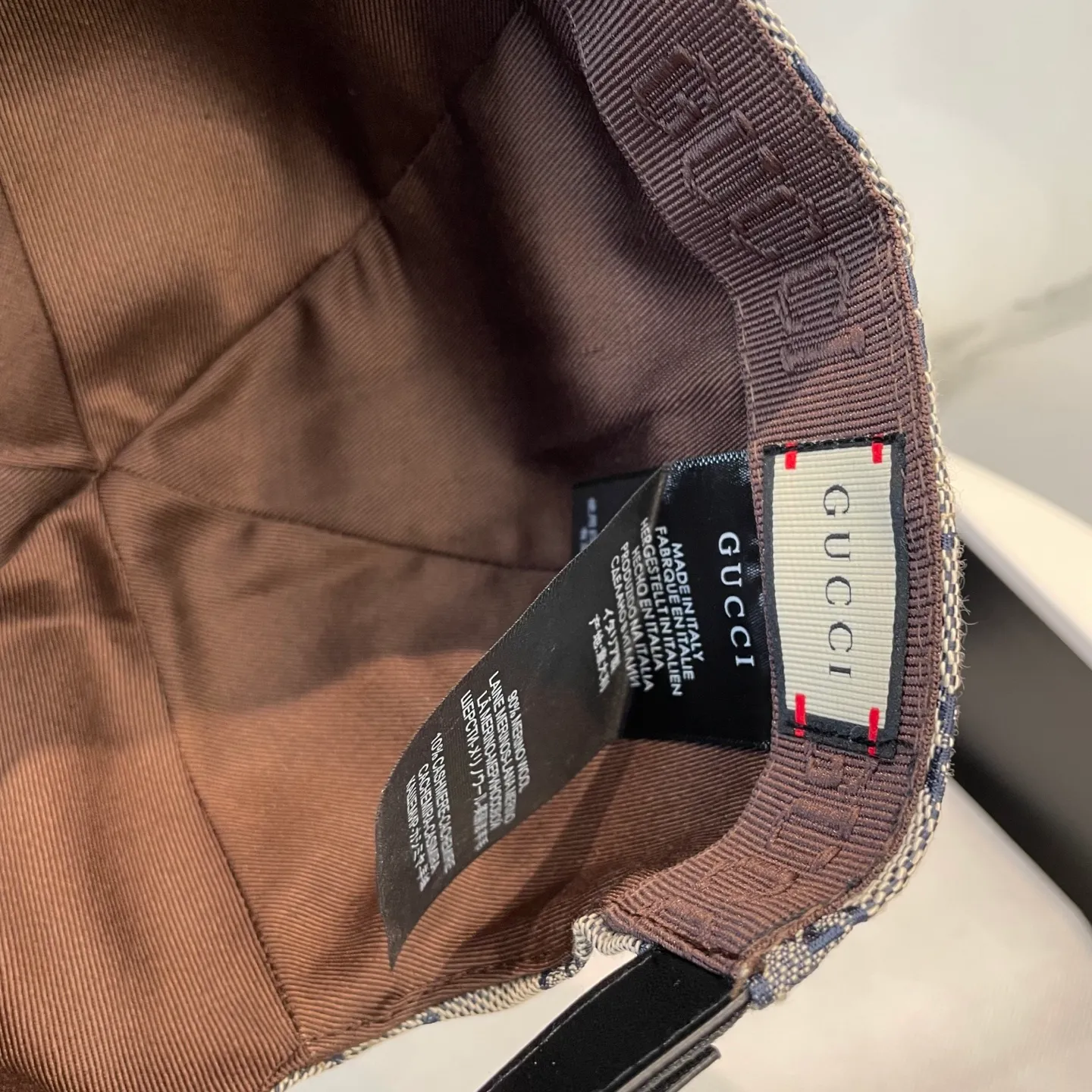 P70 Gucci (Gucci) classic original baseball cap😍Customized with 1:1 mold opening at the counter, the highest version, the original canvas is light and breathable! Photographed in real life, suitable for men and women in all seasons, basic head circumference 56cm, adjustable patches.