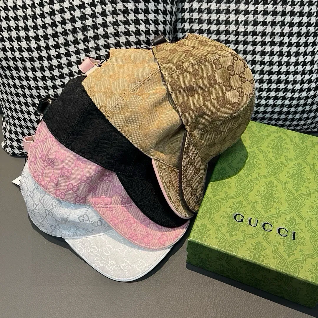 Batch of 900,000-year-old classic models shipped! Gucci (Gucci) classic original baseball cap 😍😍Customized at the 1:1 counter mold, the highest version, original canvas + first-layer cowhide, light and breathable! Photographed in real life, suitable for men and women in all seasons, basic head circumference 56cm, adjustable patches.