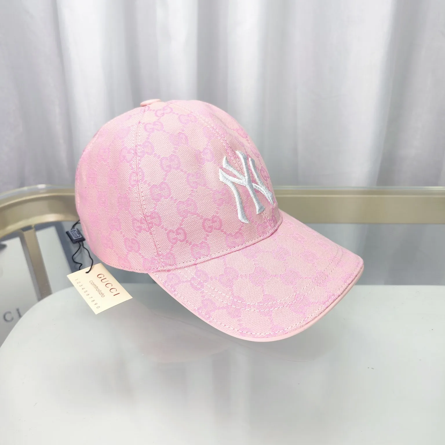p 45 Ny co-branded Gucci high version original single pair flower baseball cap