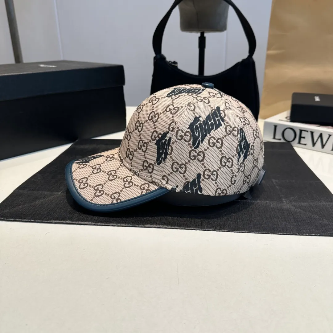 P56 GUCCI Gucci Baseball Cap 🧢Official website new product Gucci Baseball Cap 🧢 is coming soon. The craftsmanship is very exquisite, high-end and classy! Low-key luxury, easy to carry! Running volume!