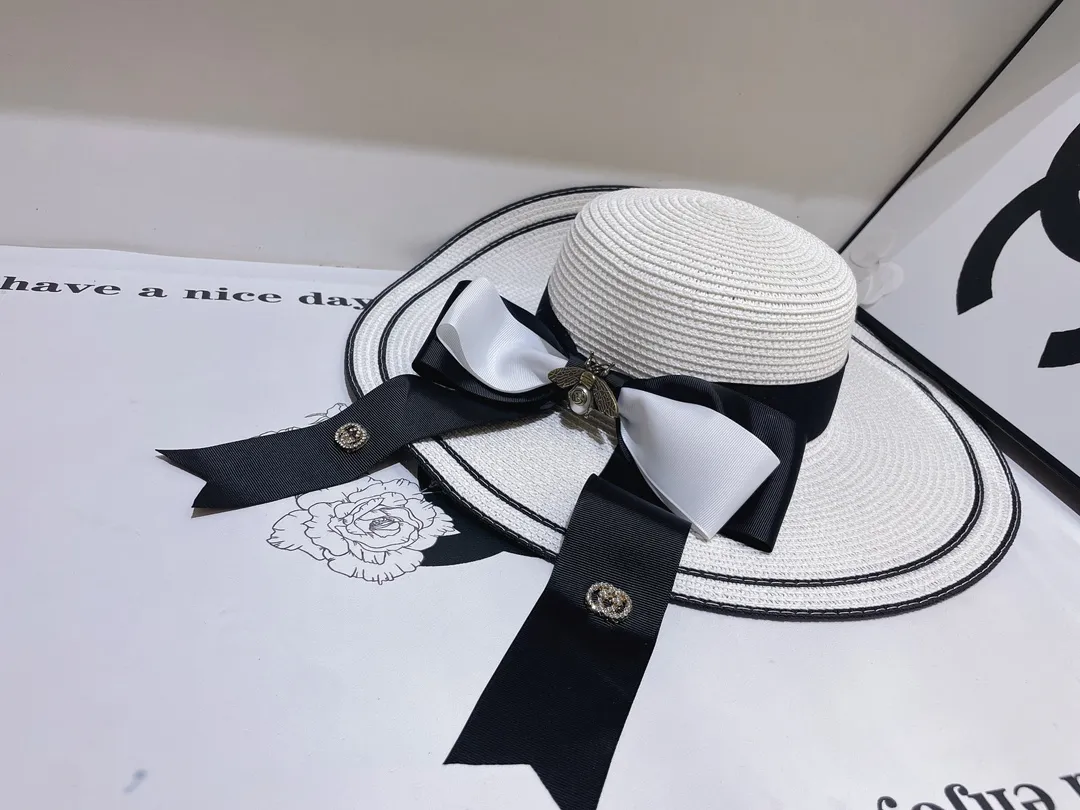 Gucci bow bee🐝big brimmed hat