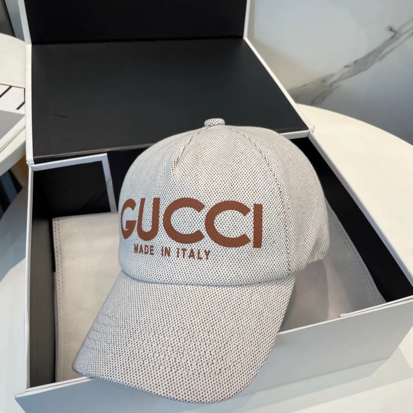 P66 💛 Comes with dust bag [GUCCI] 2025 new counter baseball cap, new model shipped, big-name models are super easy to match, hurry up and get it!