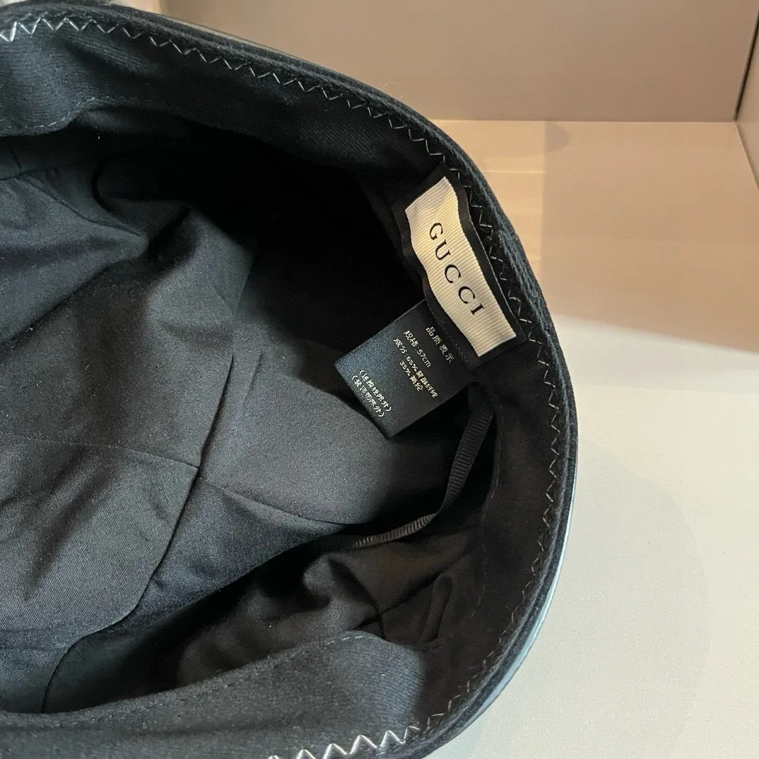 💰100¥ Gucci new peaked military cap, head circumference 57cm