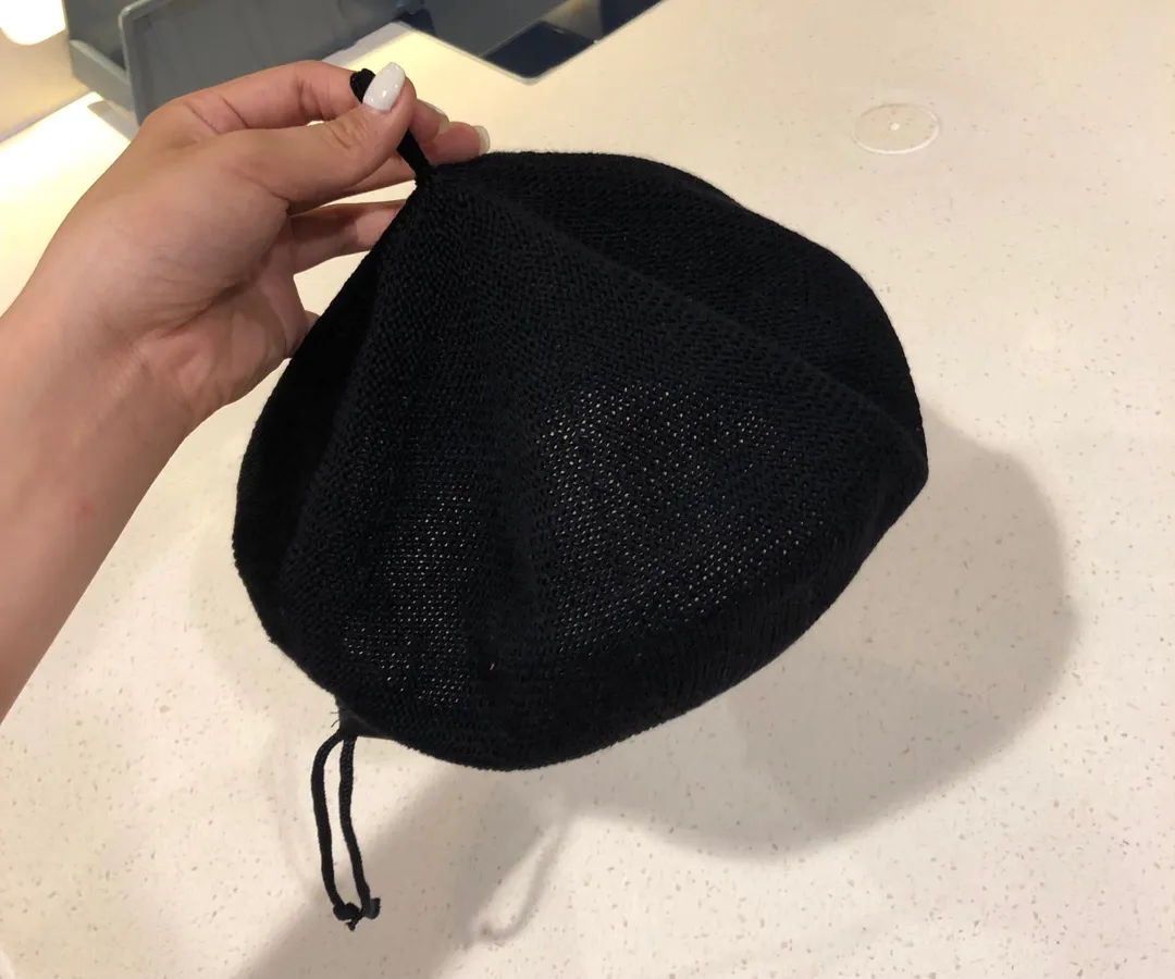 💰70 GUCCI Gucci celebrity Song Qian’s same style beret, hollow, breathable and versatile, double GG, artistic temperament, painter’s hat