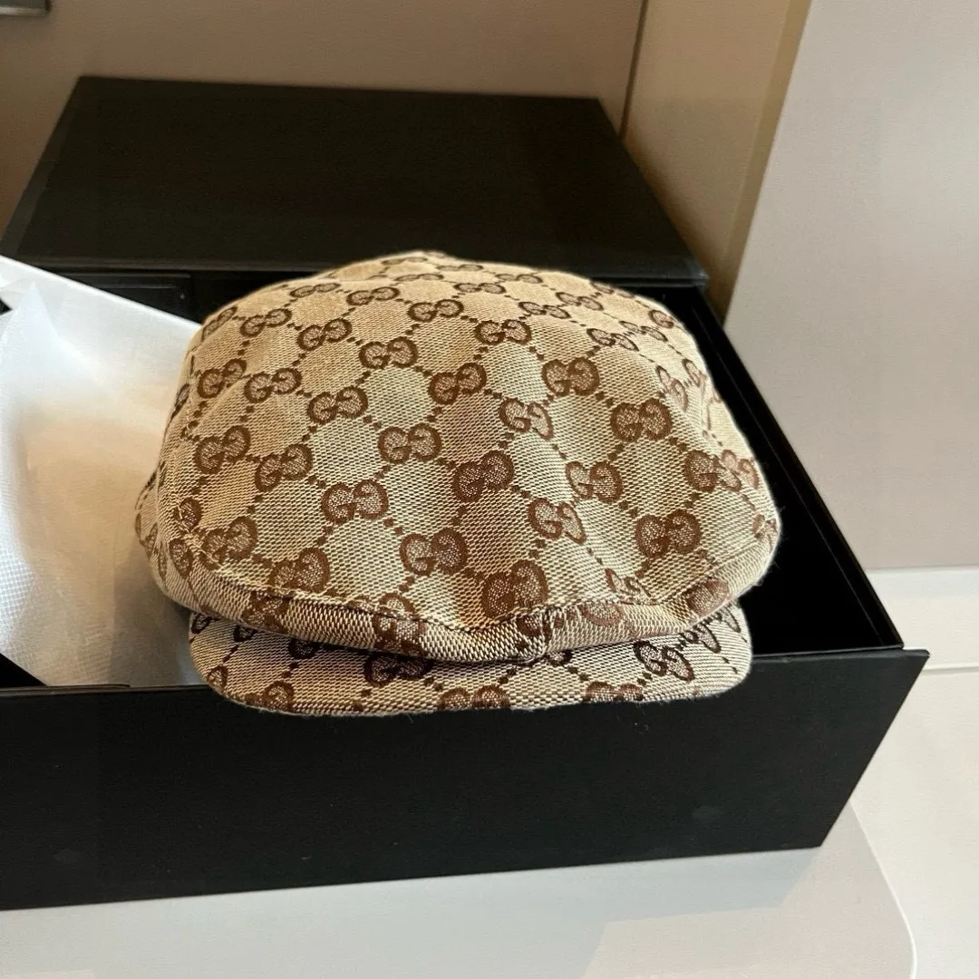 💰100¥ Gucci forward hat, painter hat, classic presbyopia, head circumference 57cm