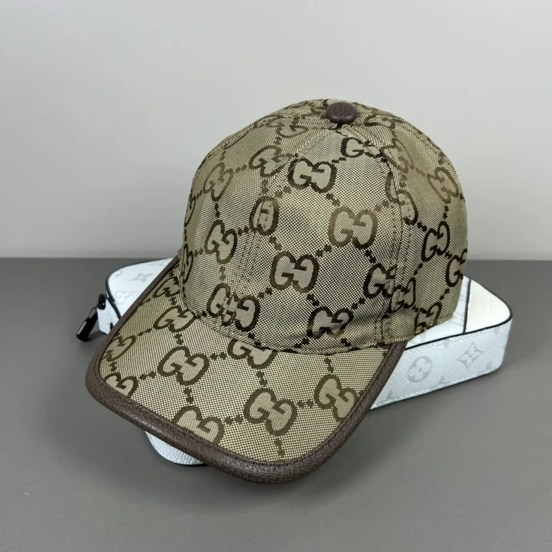 P66💰Gucci Baseball Cap♥️GUCCI🧢Official website new product, baseball cap, original quality, hot arrival 🔥🎩 The craftsmanship is very exquisite, high-end and classy! Low-key luxury, easy to carry! Running volume!
