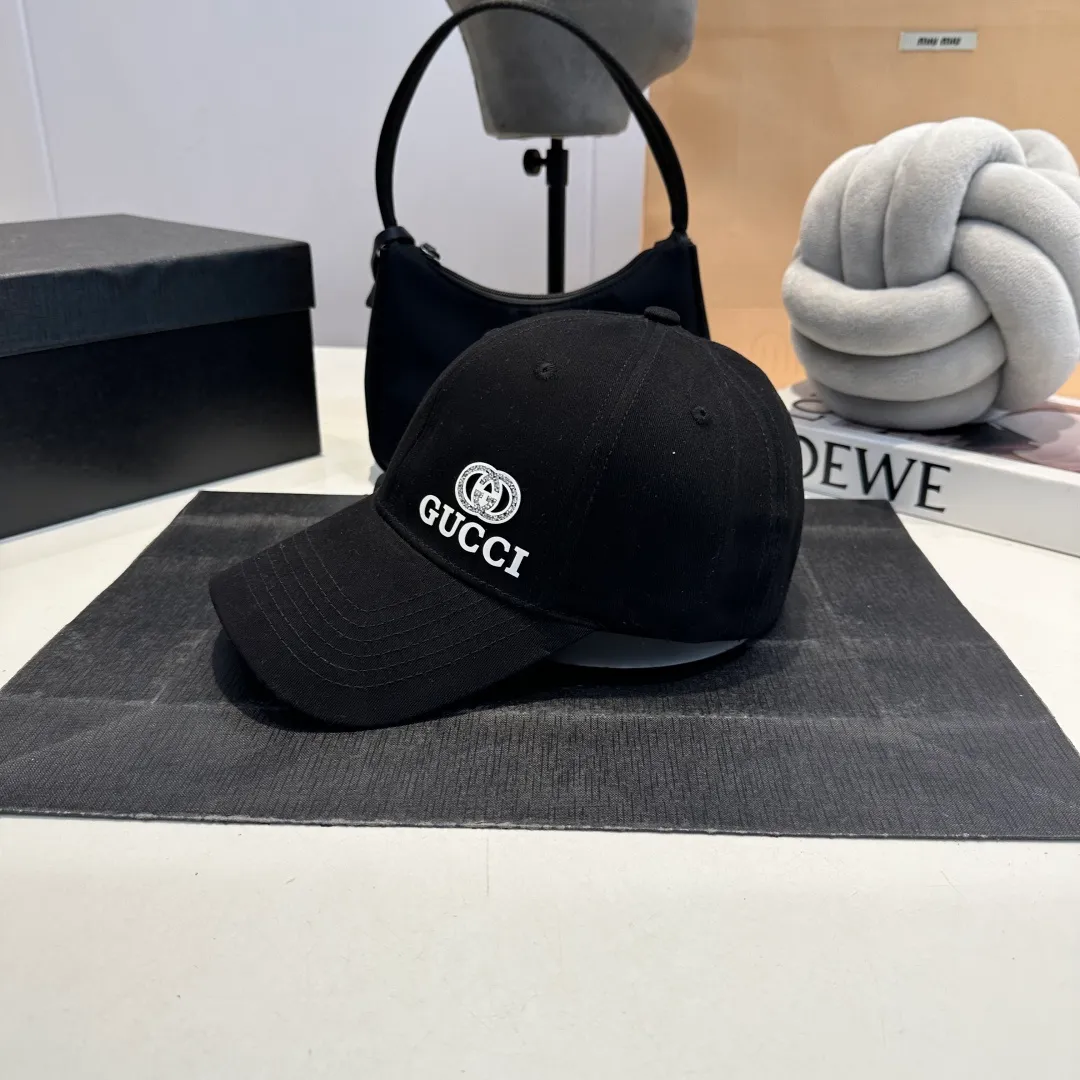 P60 Gucci Baseball Cap GUCCI official website new product, baseball cap, original quality, very popular 🔥The craftsmanship is very exquisite, high-end and classy! Low-key luxury, easy to carry! Running volume