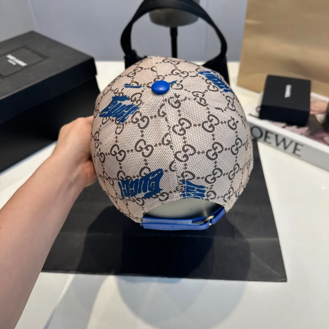 P56 GUCCI Gucci Baseball Cap 🧢Official website new product Gucci Baseball Cap 🧢 is coming soon. The craftsmanship is very exquisite, high-end and classy! Low-key luxury, easy to carry! Running volume!