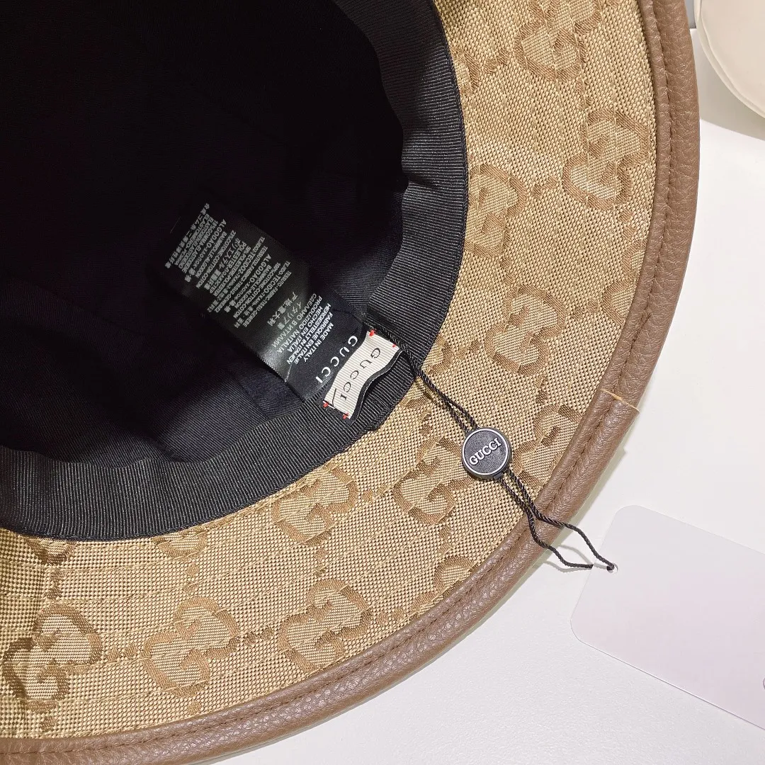 P70💰 High version GUCCI leather bucket hat synchronized with counters, hot shipments, super beautiful and easy to match, simple and elegant