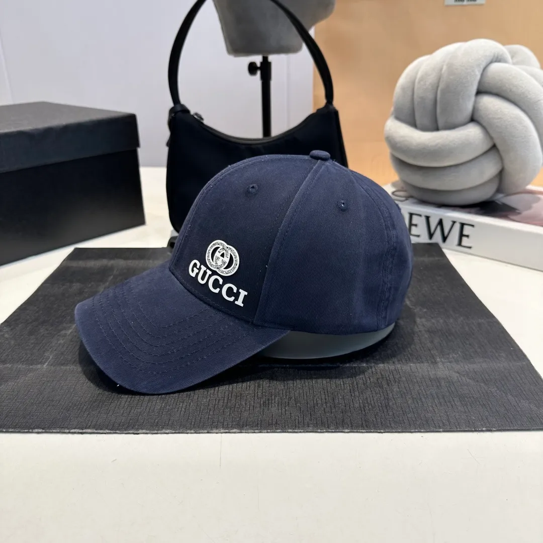P60 Gucci Baseball Cap GUCCI official website new product, baseball cap, original quality, very popular 🔥The craftsmanship is very exquisite, high-end and classy! Low-key luxury, easy to carry! Running volume