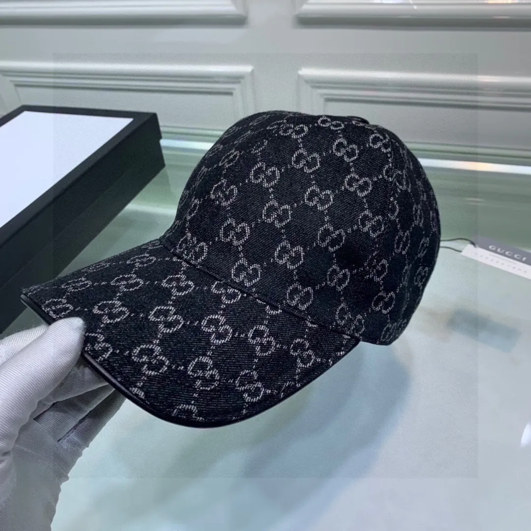 🉐110 new models have arrived! Gucci (Gucci) 2020 new original baseball cap😍😍Double G denim jacquard, retro design, 1:1 mold opening and customization at the counter! Original denim fabric + first-layer cowhide, light and breathable! Actual photo, suitable for men and women, basic head circumference 56cm, adjustable patch.