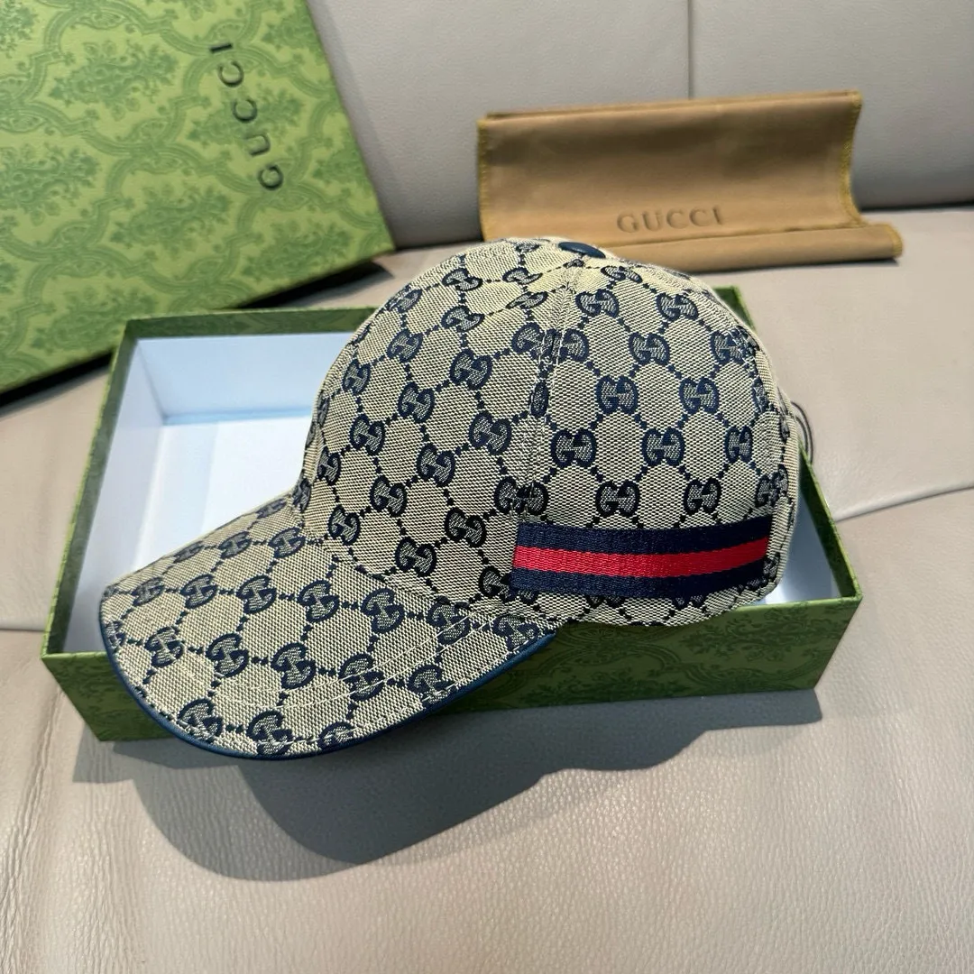 p900000 classic model! Apricot color, black, available in S and L sizes, Gucci (Gucci) classic original baseball cap 😍😍Customized with 1:1 mold opening at the counter, the highest version, original canvas fabric + first-layer cowhide, light and breathable! Photographed in real life, suitable for men and women in all seasons, basic head circumference 56cm, adjustable patches.