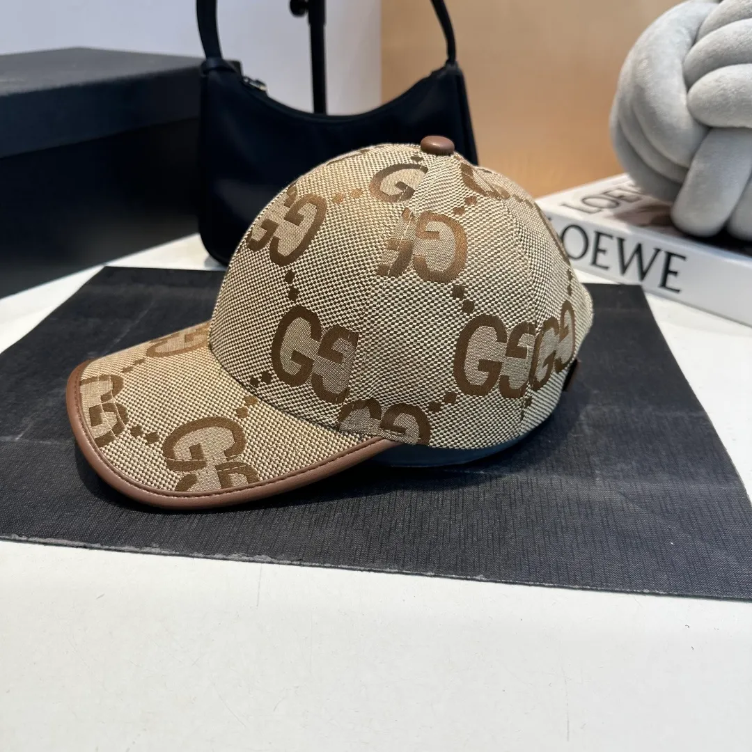 P60 Gucci new original baseball cap 🧢, exquisite and pure, stylish and stylish, cool and fashionable, out of stock at the counter, popular, great quality