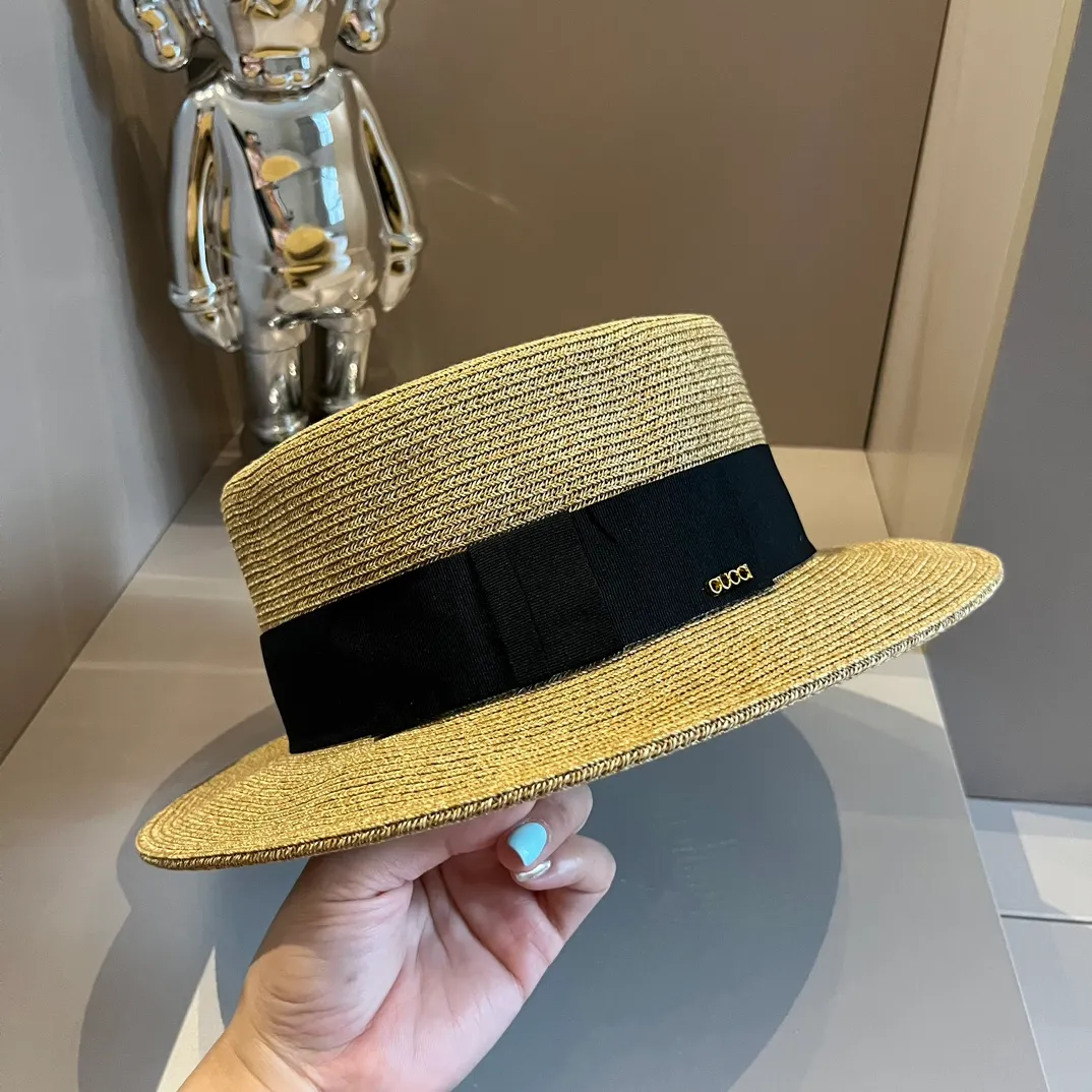 💰120¥ Gucci new flat-top straw hat, made of fine straw, great shape