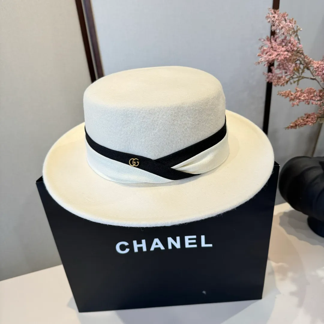 💰190¥ White Gucci new wool top hat, flat top hat, 100% wool fabric 🦙%, head circumference 57cm