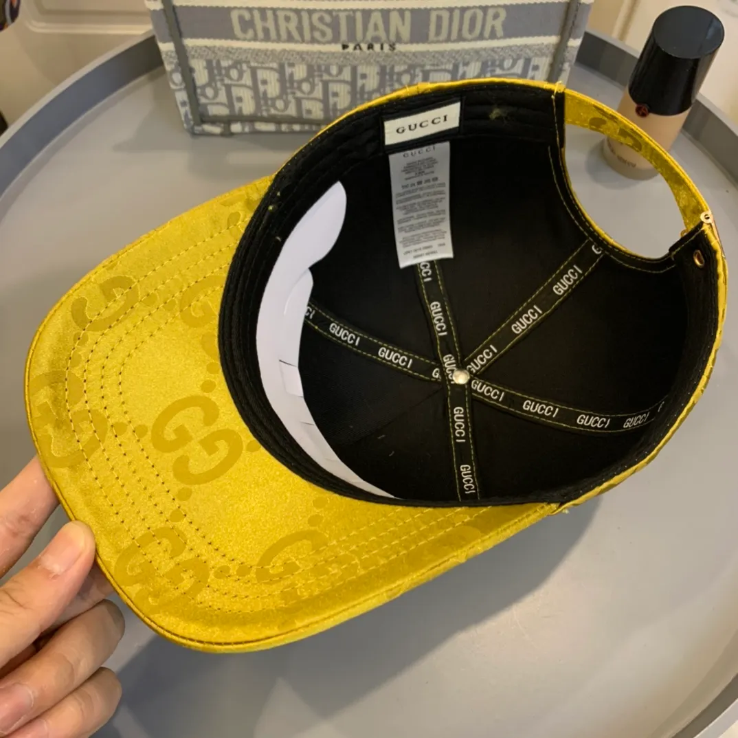 P90 GUCCI Gucci 2021 early spring counter new simple fully embroidered baseball cap, very trendy! Made with double lining, super easy to match with clothes!