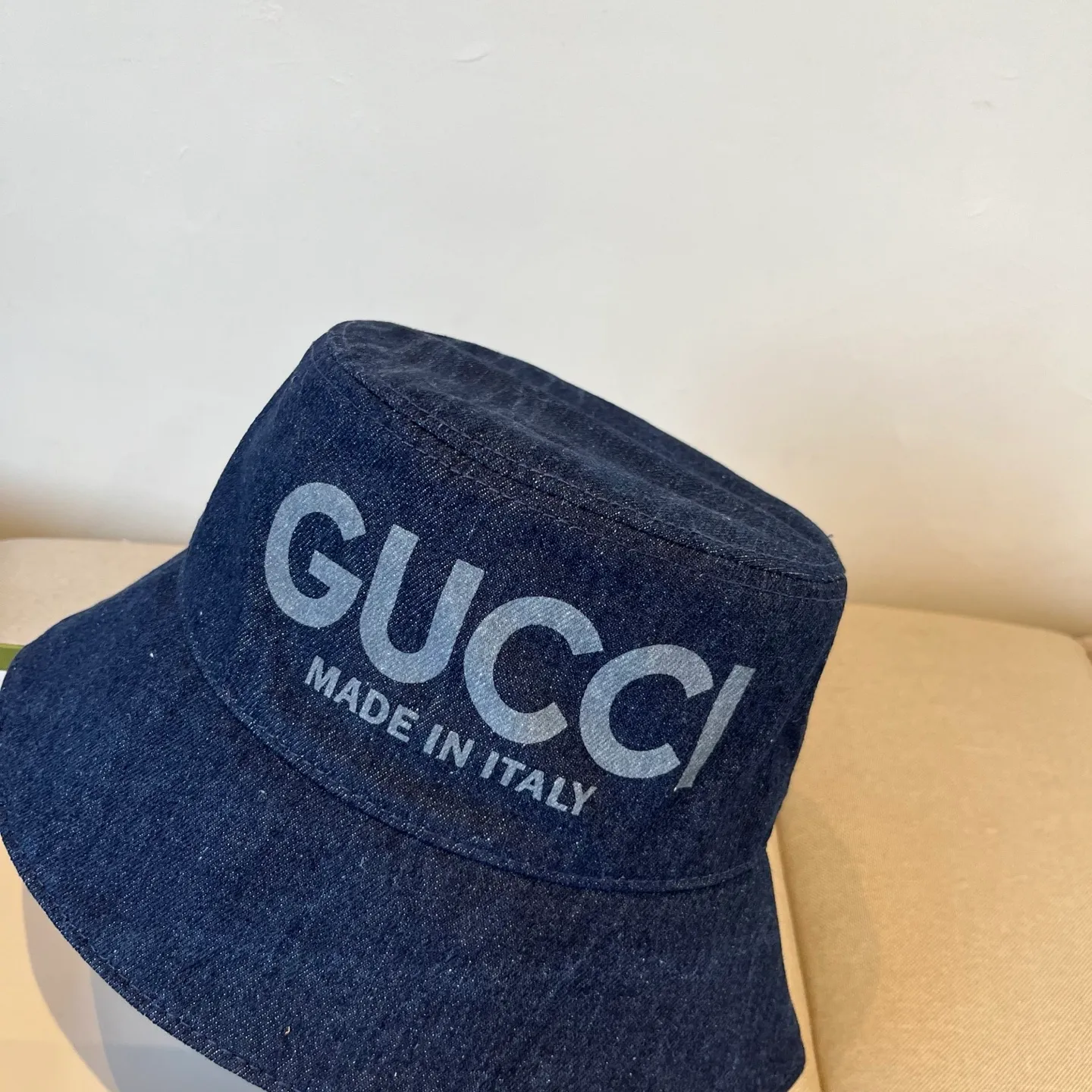 P70 Gucci Baseball Cap♥️GUCCI🧢New product from the official website, fisherman hat, original quality, very popular 🔥🎩 The craftsmanship is very exquisite, high-end and classy! Low-key luxury, easy to carry! Running volume!