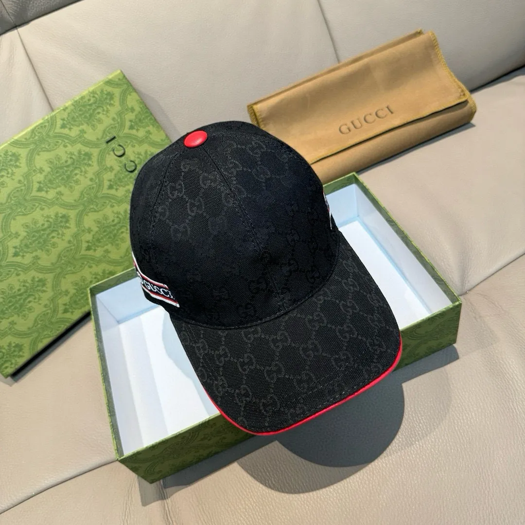 p90., Gucci's new original baseball cap, logo webbing, 1:1 mold opening and customization at the counter, original canvas fabric + first-layer cowhide, light and breathable! The basic head circumference is 56cm, and the patch is adjustable.