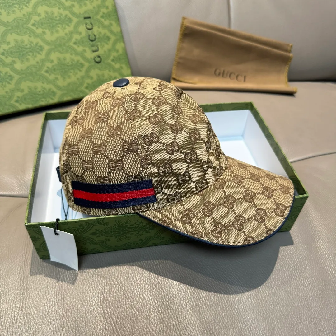 p90 ten thousand year old classic new color is shipped!   , Gucci (Gucci) classic original baseball cap 😍😍 1:1 mold opening and customization at the counter, the highest version, original canvas fabric + first layer of cowhide, light and breathable! Photographed in real life, suitable for men and women in all seasons, basic head circumference 56cm, adjustable patches.