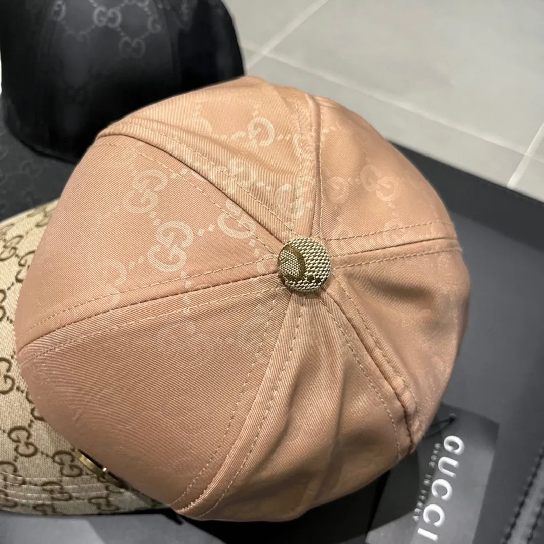💰52¥ Gucci Gucci baseball cap, high-end peaked cap, same style for men and women, adjustable