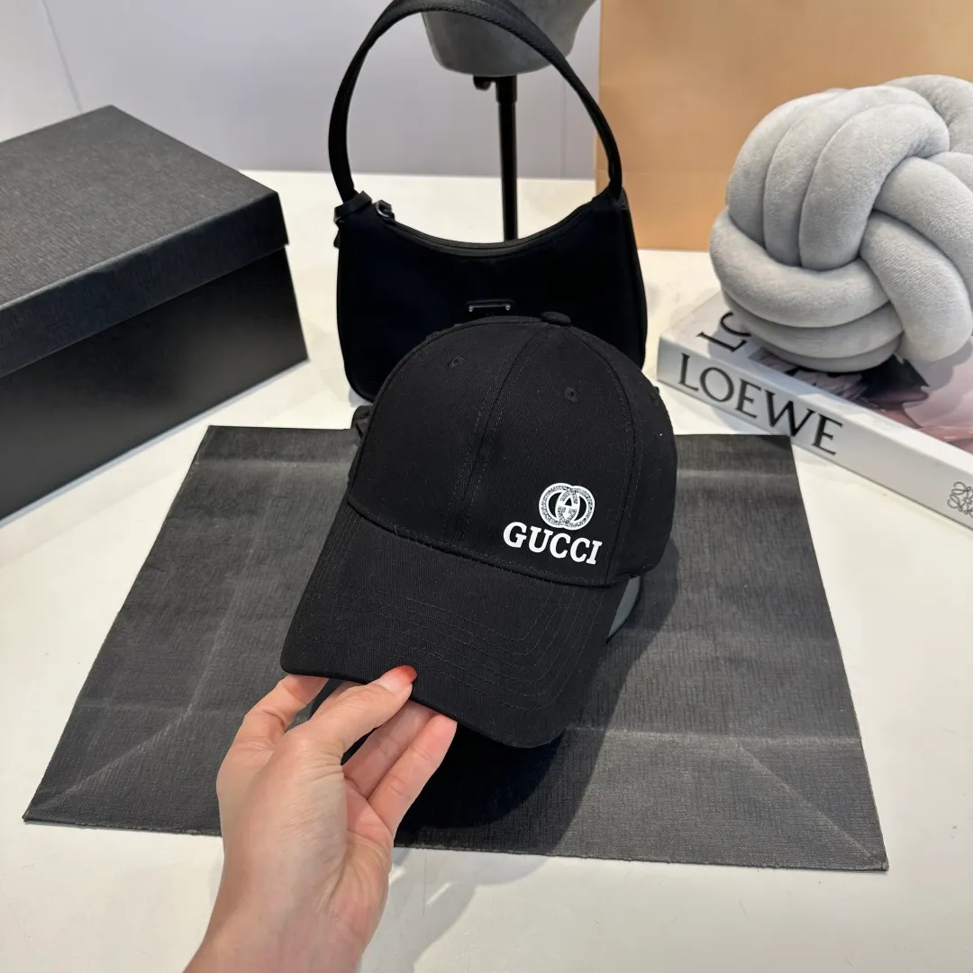 P60 Gucci Baseball Cap GUCCI official website new product, baseball cap, original quality, very popular 🔥The craftsmanship is very exquisite, high-end and classy! Low-key luxury, easy to carry! Running volume