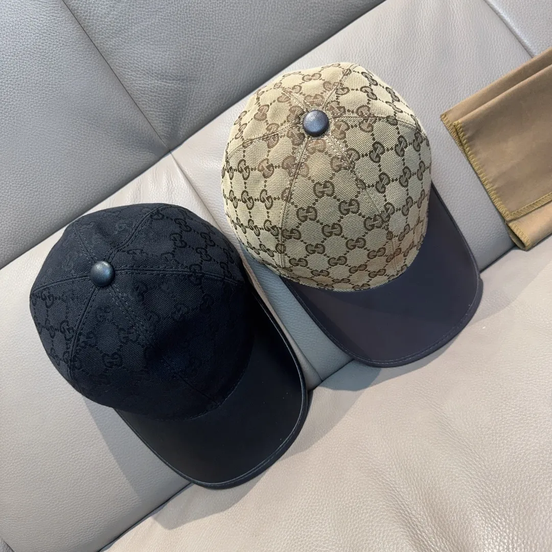 P90, Gucci (Gucci) new original baseball cap, canvas and leather, best-selling model at the counter, 1:1 mold customization, original canvas fabric + first-layer cowhide, fashionable and handsome! The quality is great, the basic head circumference is 56cm, and the patch is adjustable.
