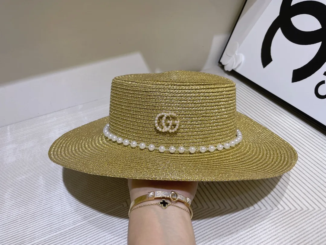 Gucci flat hat
