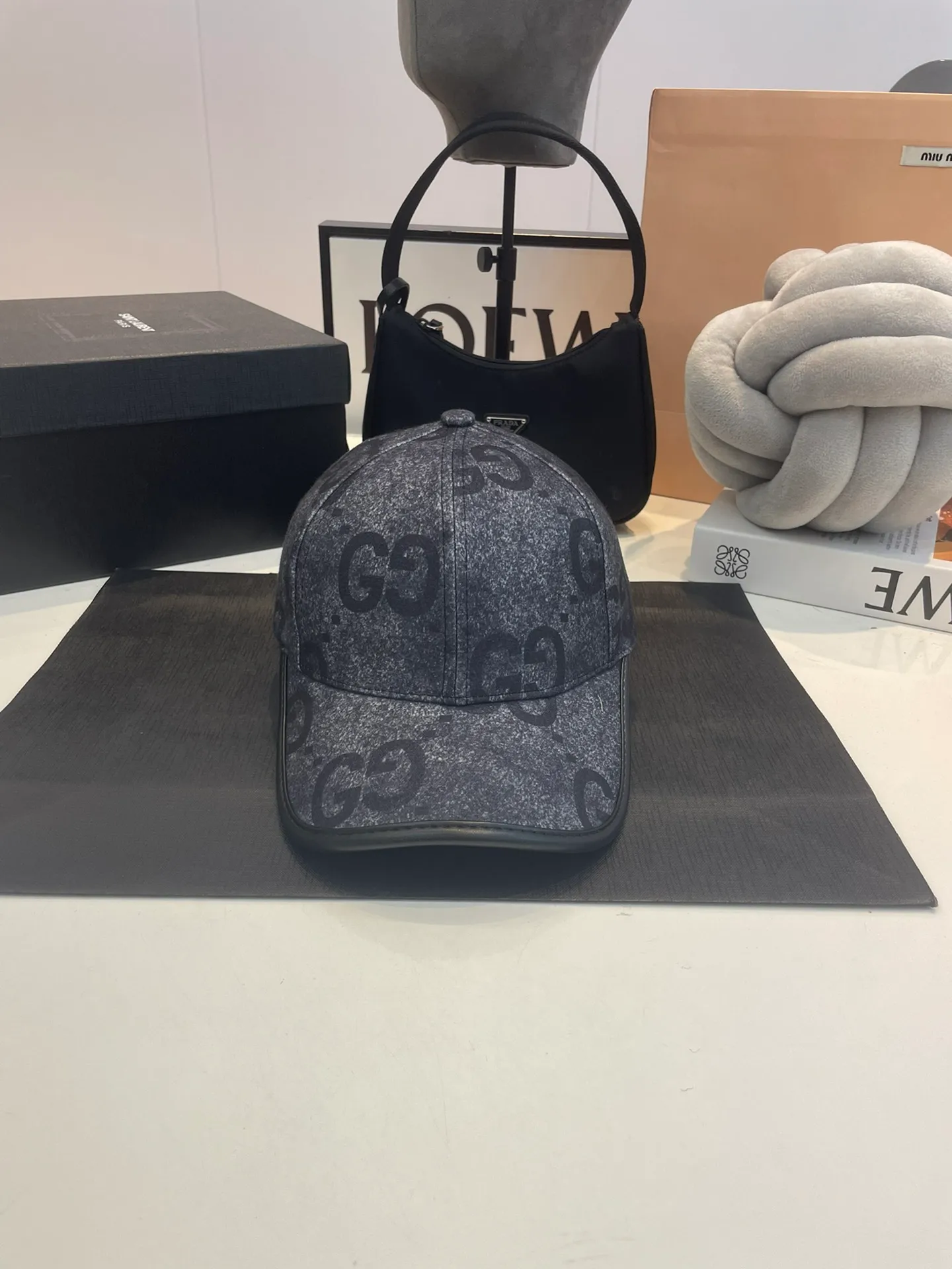 P70 Gucci new original baseball cap, original canvas, light and breathable! Basic head circumference 56, adjustable patch