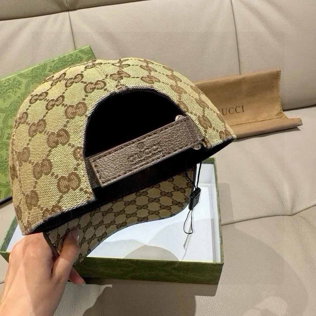 P90., Gucci (Gucci) new original baseball cap, small tiger head, the latest model at the counter, 1:1 mold customization, genuine mold hardware, original canvas fabric + first layer of cowhide, original quality! The quality is great, the basic head circumference is 56cm, and the patch is adjustable.