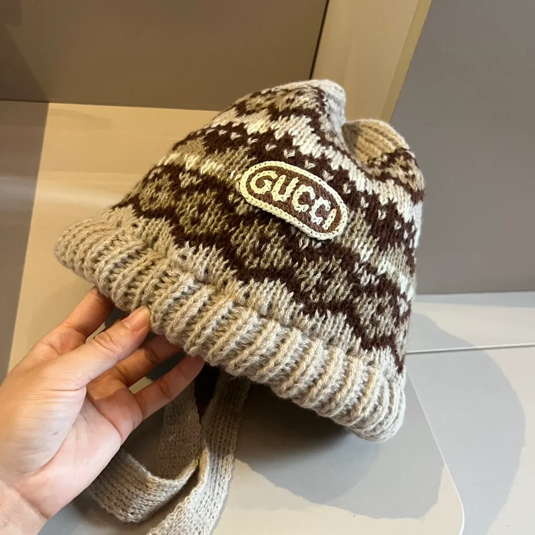 💰90¥ Gucci new knitted cold hat ear protection hat