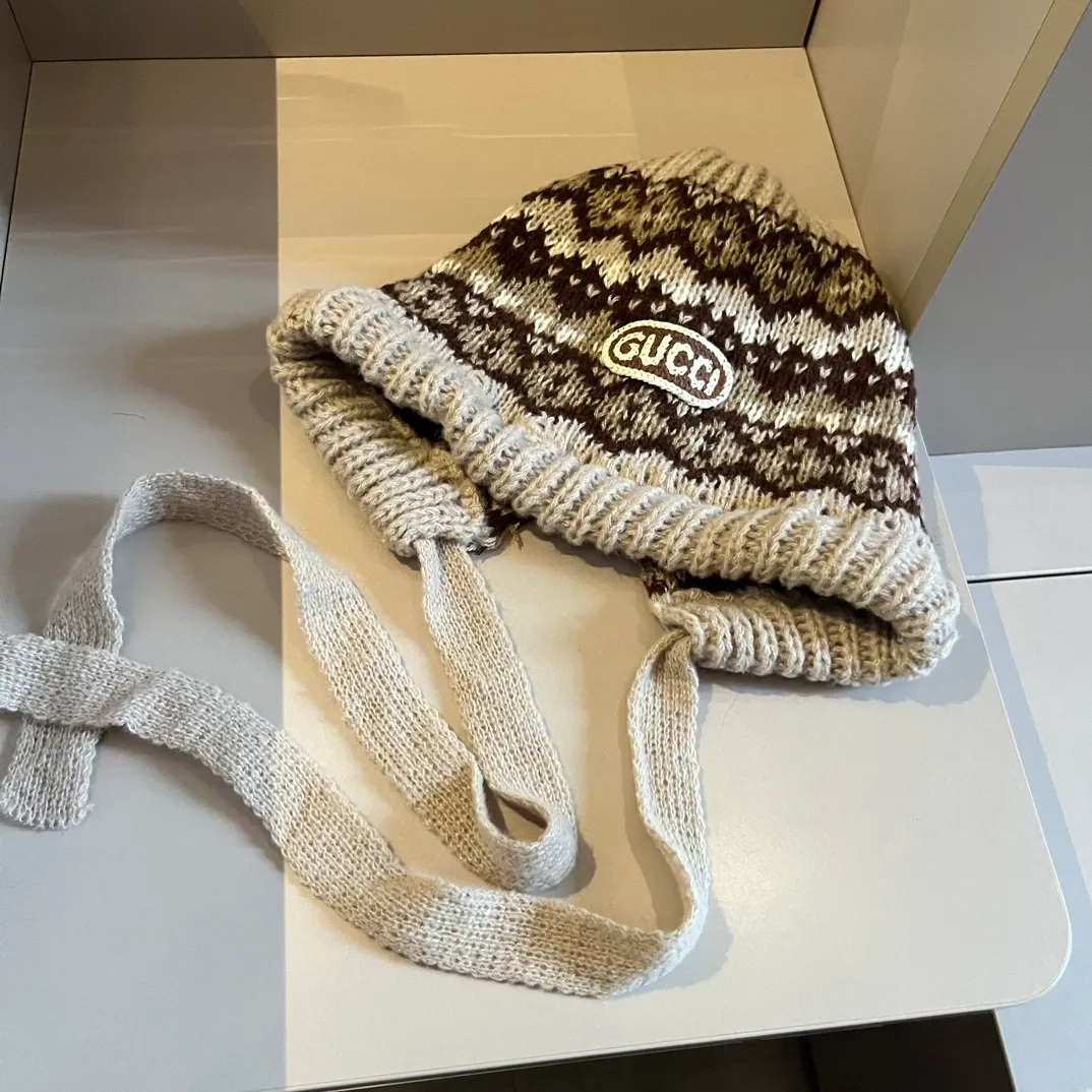 💰90¥ Gucci new knitted cold hat ear protection hat