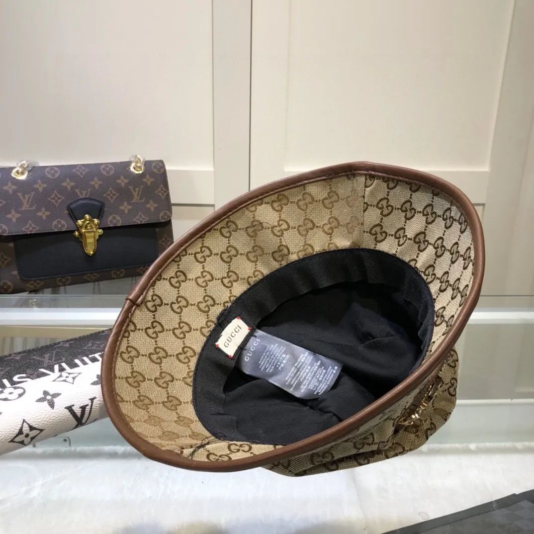 P56💰Gucci classic original fisherman hat, exquisite and pure, stylish and stylish, cool and fashionable, out of stock at the counter, popular, great quality