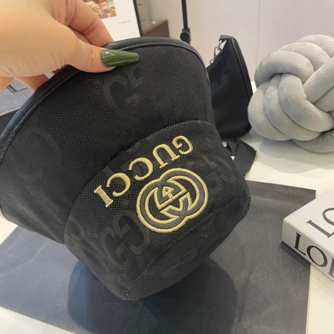 P60 GUCCI Gucci 2023 counter new simple embroidered fisherman hat, very trendy! Casual and sports style, classic production, super easy to match!