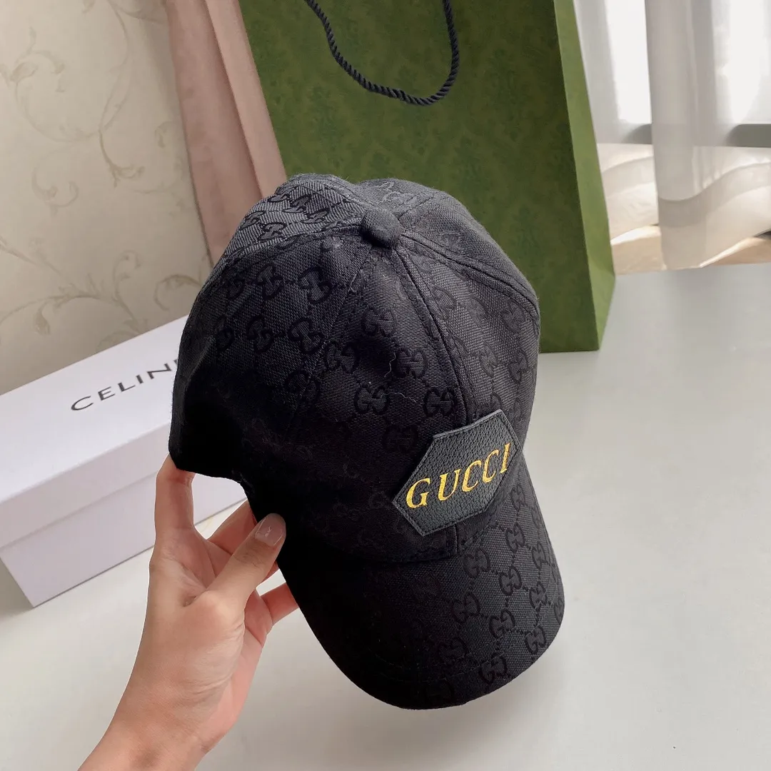 Special batch 🉐60💰 🧢Gucci Gucci baseball cap🧢New style for summer, high-end and elegant, great quality, simple and elegant, fashionable and versatile, easy to carry when traveling