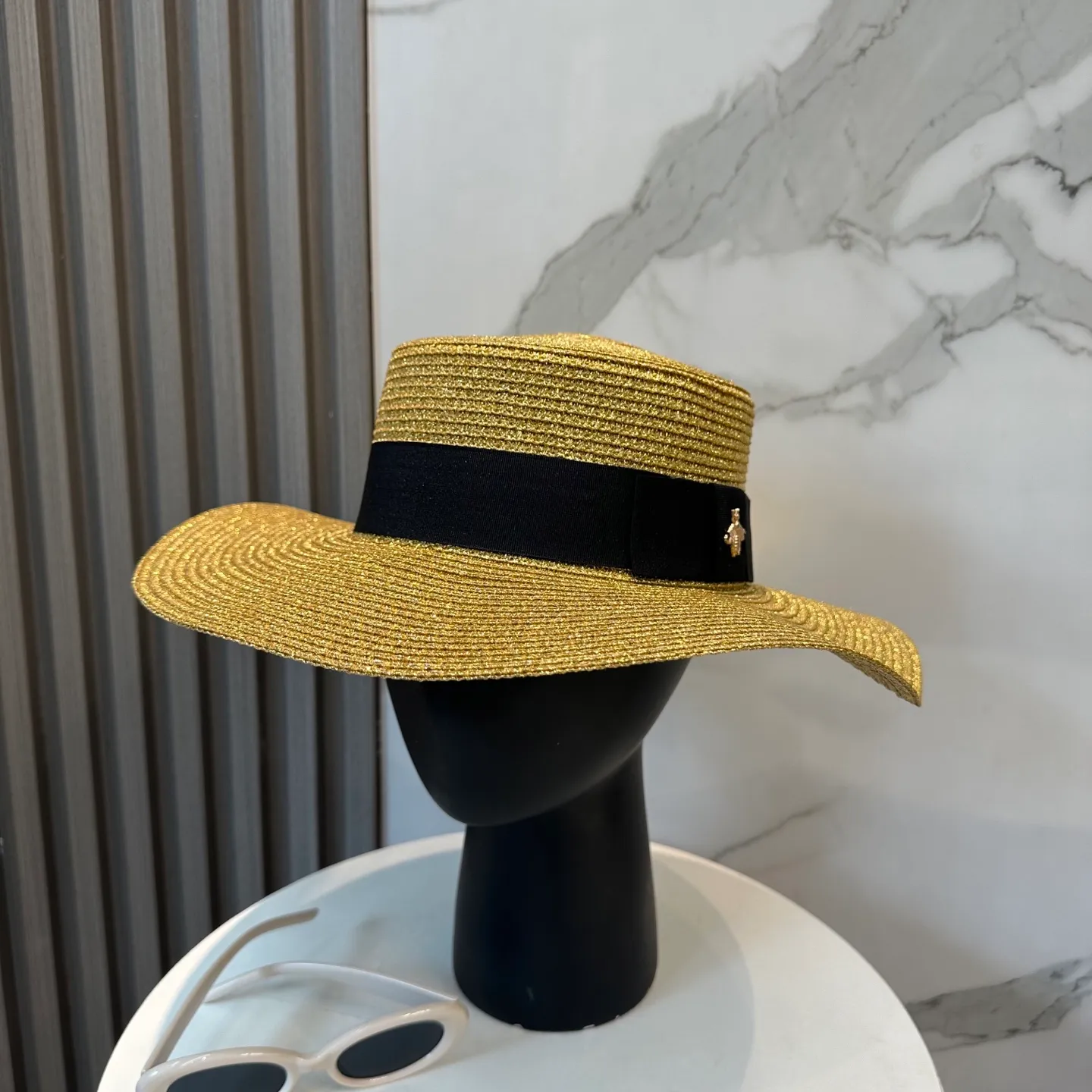 P66 Gucci new straw hat, advanced customization, lady style, attention to detail, sun protection and UV protection in summer, a must-have for travel, versatile and good-looking