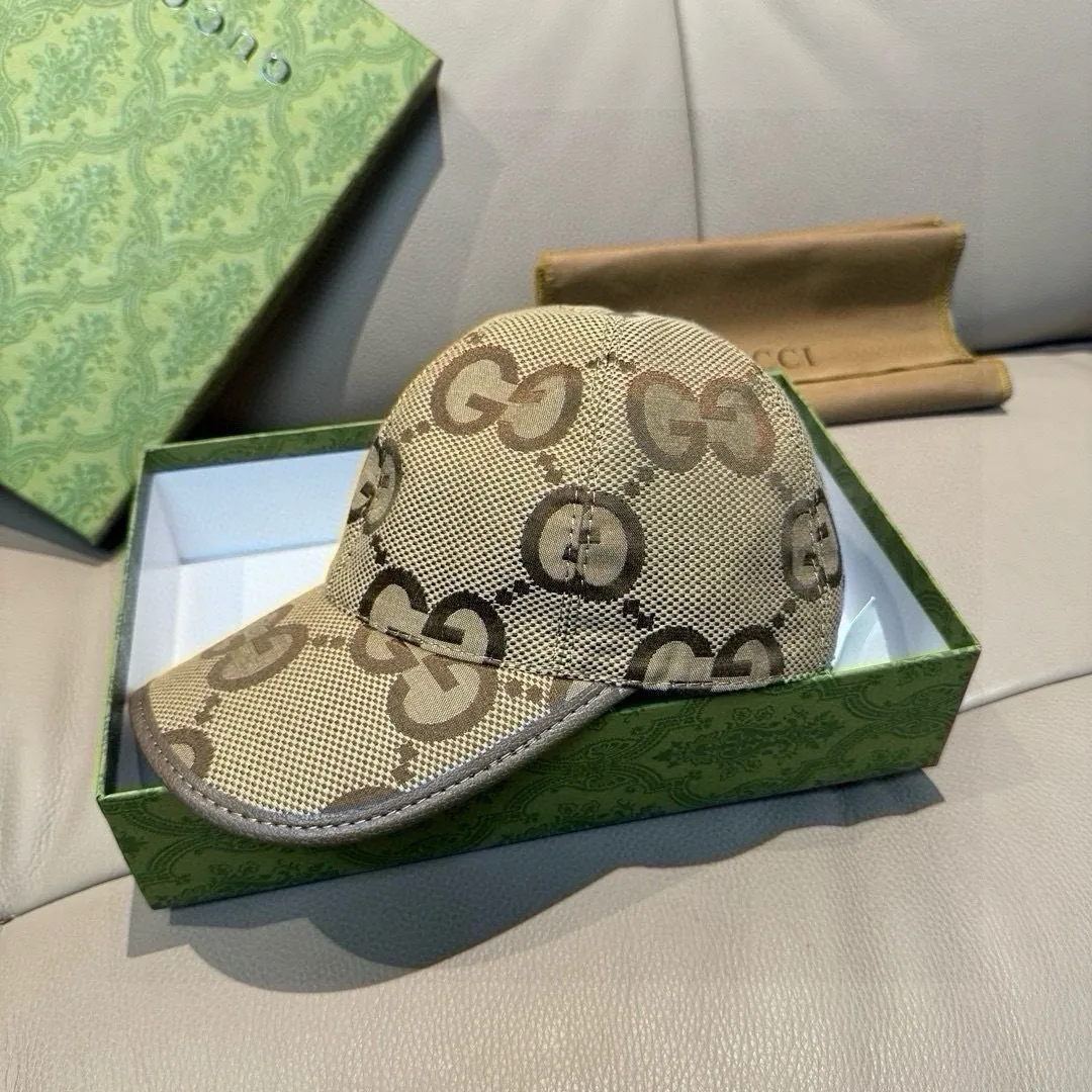 p90., Gucci Gucci's new original baseball cap, large double G, 1:1 mold opening and customization at the counter, original canvas fabric + first-layer cowhide, light and breathable! The basic head circumference is 56cm, and the patch is adjustable.