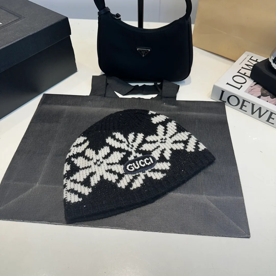 P80 Gucci knitted beanie, unisex