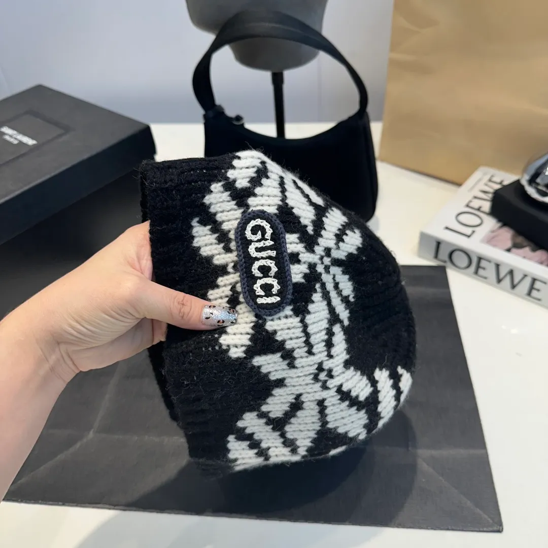 P80 Gucci knitted beanie, unisex