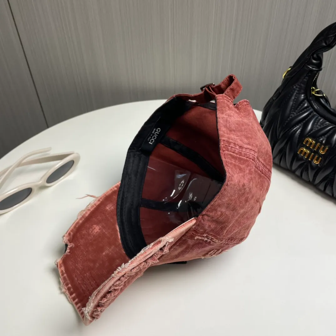 P56 Gucci～25 new spring model, simple and high-end baseball cap, new process washing, retro color, customized version!