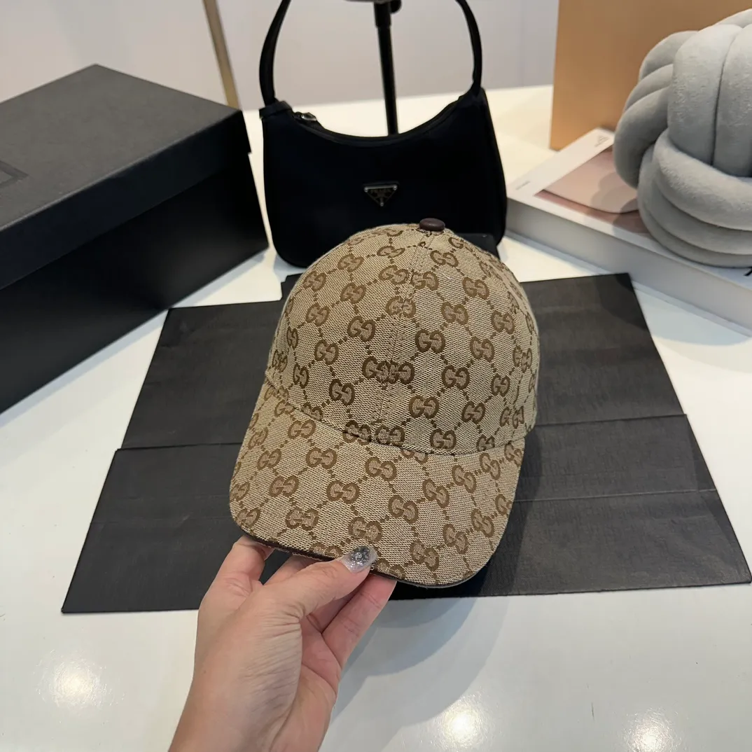 P60 Gucci Gucci classic presbyopic baseball cap original replica, same style for men and women