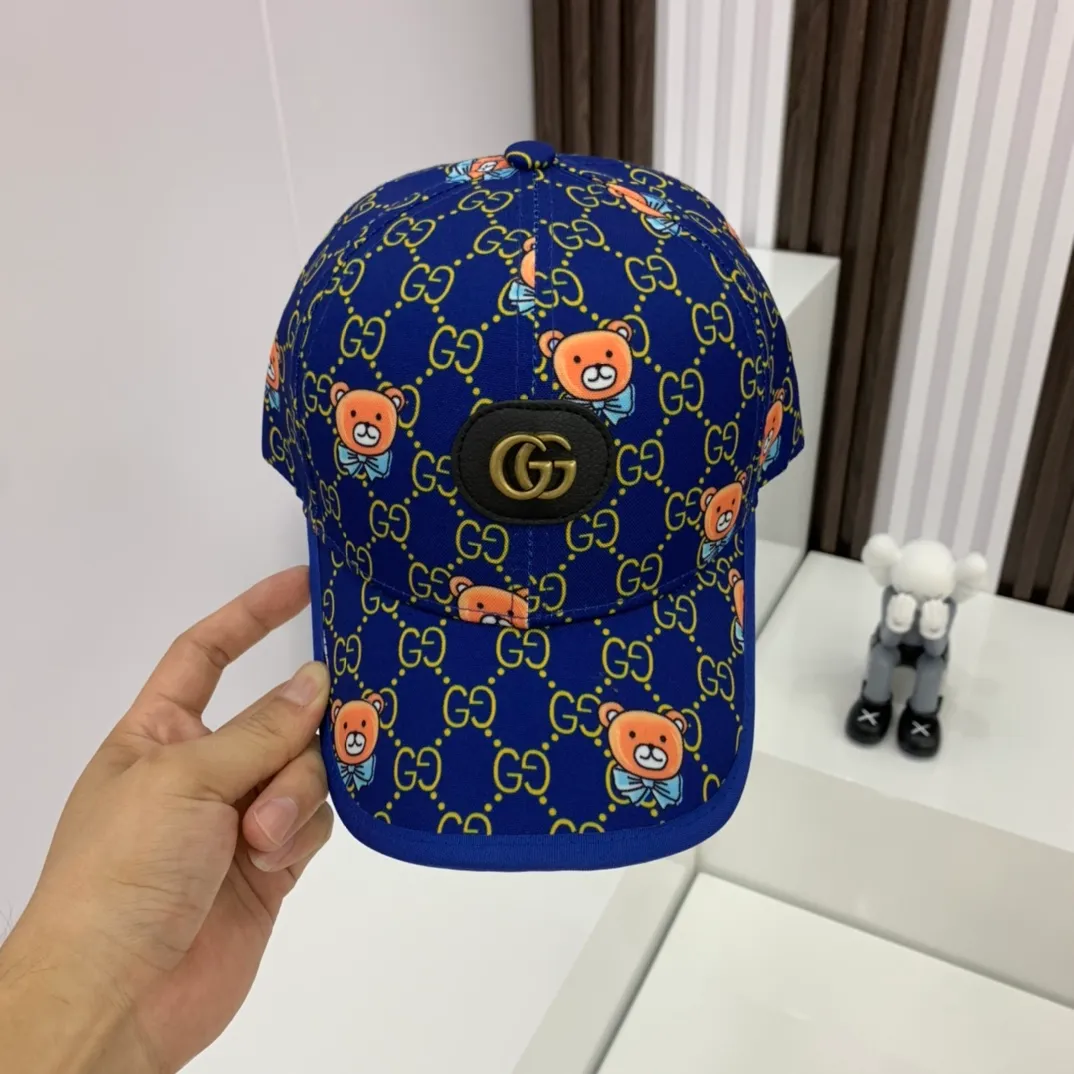 p80 Gucci (Gucci) new original baseball cap, Gucci stickers and LOGO bear 🐻 printing, real shot, suitable for men and women.