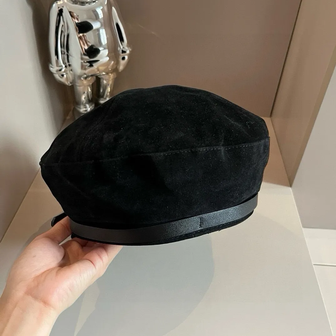 💰100¥ Gucci new peaked military cap, head circumference 57cm