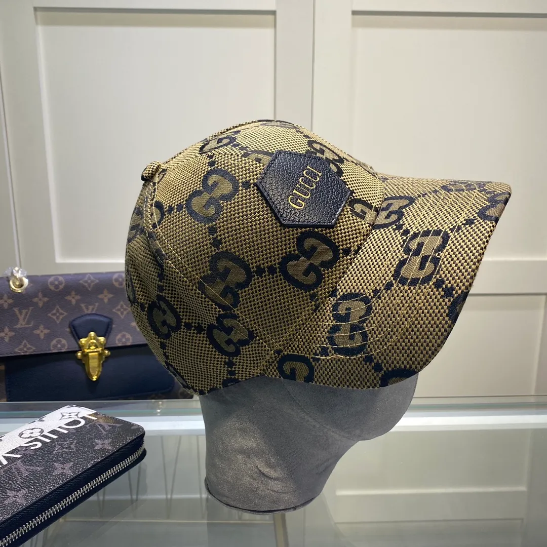 P70💰Gucci Baseball Cap GUCCI🧢Original quality is now available 🔥🎩 The craftsmanship is very exquisite, high-end and classy! Low-key luxury, easy to carry! Running volume! 【68211469】
