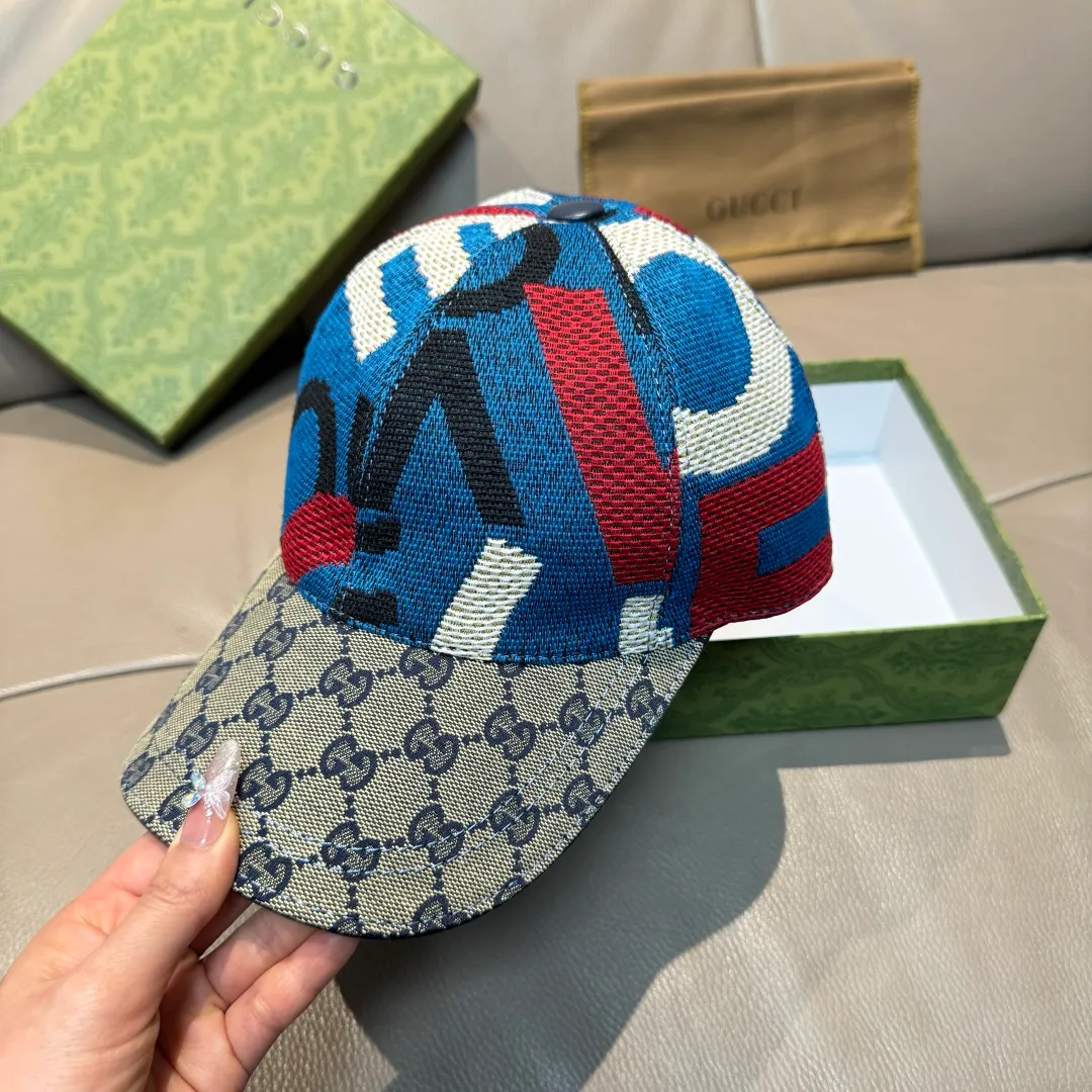 p90 Gucci 2025 new model, Gucci (Gucci) new original baseball cap😍Graffiti art baseball cap😍Customized at 1:1 mold opening at the counter, the highest version, original canvas fabric + first layer of cowhide, light and breathable! Photographed in real life, suitable for men and women in all seasons, basic head circumference 56cm, adjustable patches.