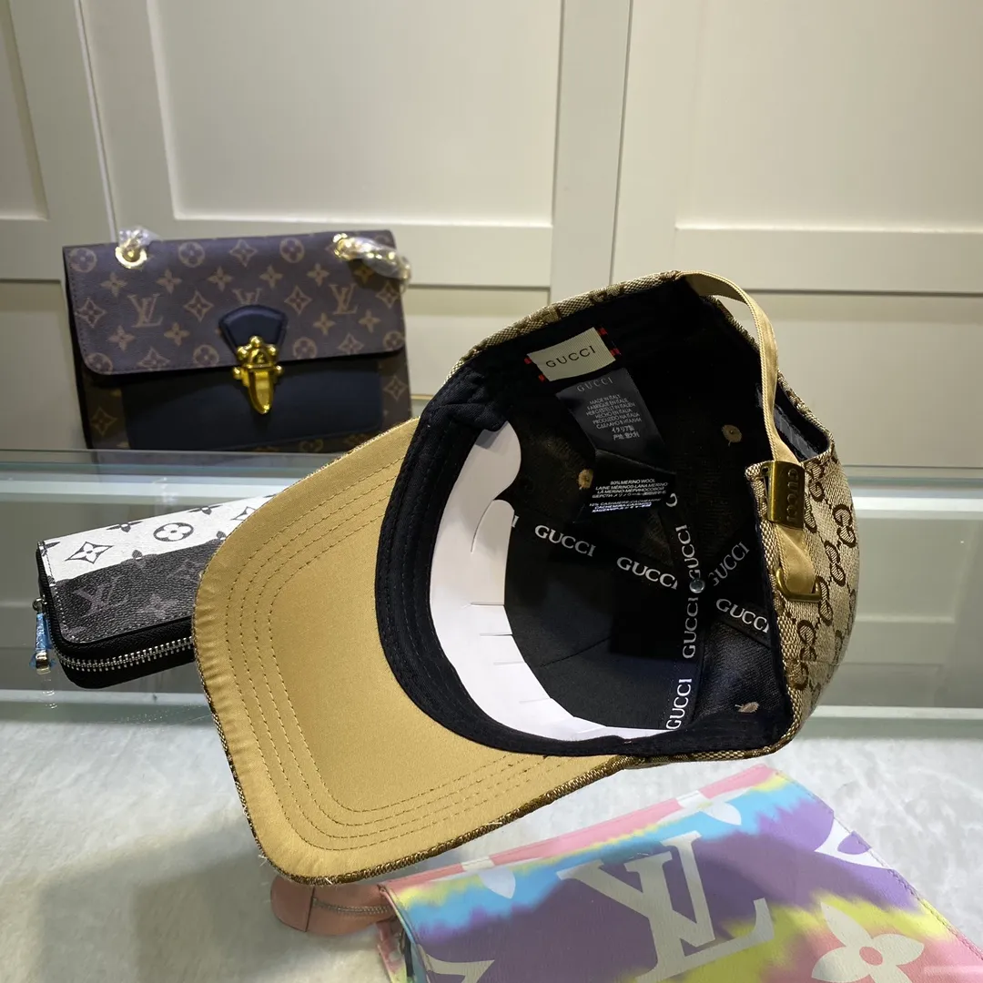 P70 with dust bag [GUCCI] 2022 counter new simple embroidered baseball cap, very trendy! Lian Ming style, casual and sports style, classic production, super easy to match with clothes!