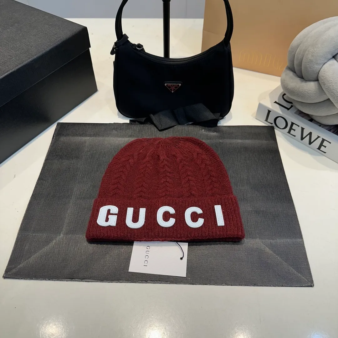 P80 Gucci knitted beanie, unisex