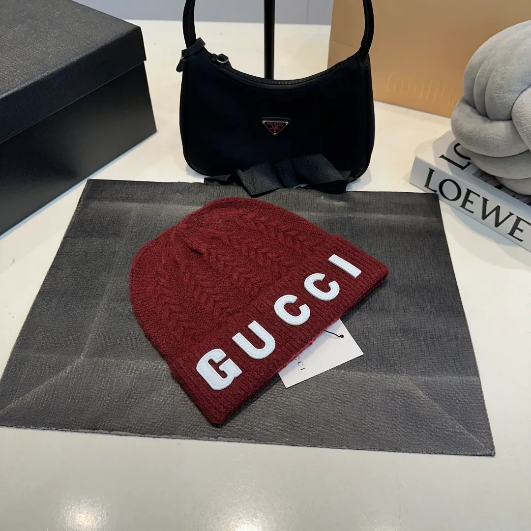 P80 Gucci knitted beanie, unisex