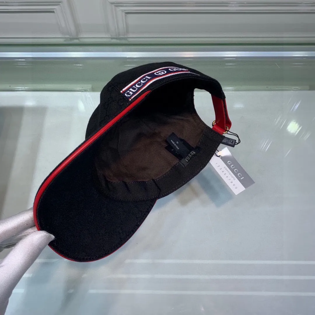 🉐90 Comes with box bag, Gucci (Gucci) new spring and summer original baseball cap, logo webbing, 1:1 mold customization, original canvas fabric + first-layer cowhide, popular purchasing agent, versatile style for men and women, great quality! The basic head circumference is 56cm, and the patch is adjustable.