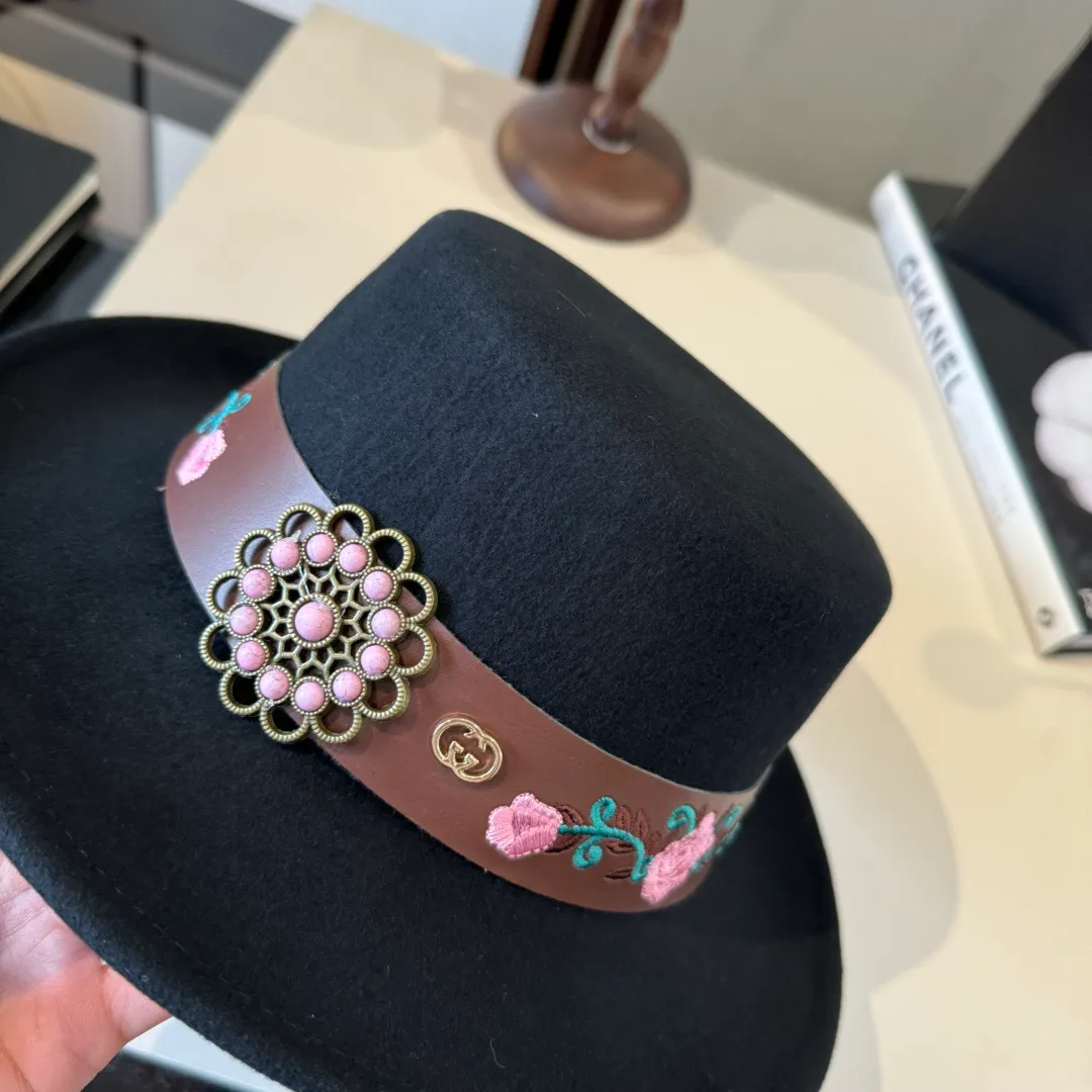 💰190¥ Gucci new wool top hat, flat top hat, 100% wool fabric 🦙%, head circumference 57cm