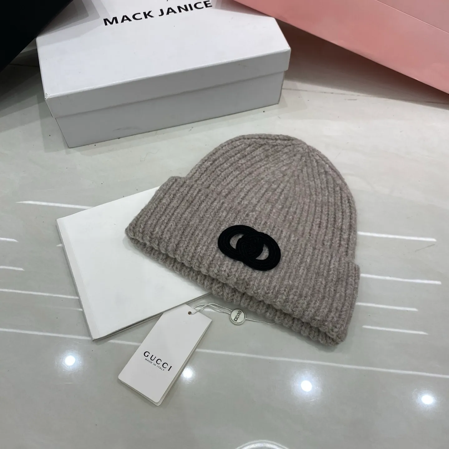 Gucci wool knit hat